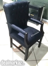 Executive visitor chair
