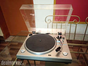 Sansui P-50 Turntable Gramophone Record player
