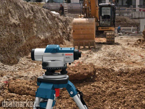 BOSCH (GERMANY) AUTOMATIC LEVEL MACHINE