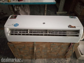 Pel inverter air conditioner R410a 1.5 Ton one month used only origina