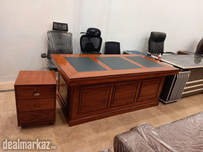 Executive table with mobile draws Office table