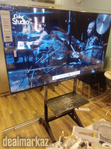 LCD LED tv Floor stand with wheel For office home institute media expo