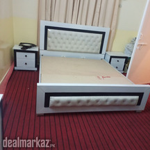 Bed set 10 sall guarantee home delivery fitting????
