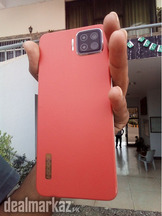 OPPO F17(Stylish Slim)