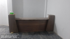 Reception counter