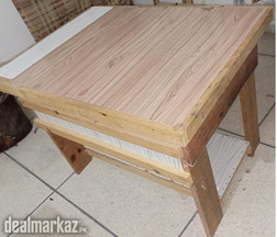 New Made Table Without Paint. نیا بنا ہوا ٹیبل بغیر پینٹ کے
