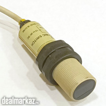 OMRON E3F3-D12 NPN 3-wires 300mm SensingRange PhotoelectricSensor S69