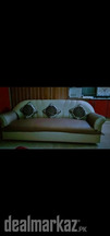Asslamualikum I'm selling a sofa set in good condition in good price