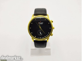 Stylish analog men's wrist watch