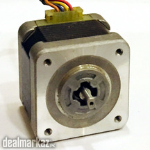 SANYO DENKI 103H5205-5144 2-Phase 0.5A NEMA17 Stepper Motor STM141