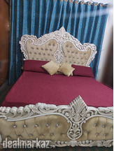 Double bed / bed set ideal for wedding gift
