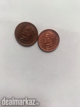 Pakistani coins of one rupee,2006, two pieces