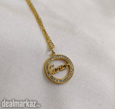 Zirconia Carter Golden Pendant