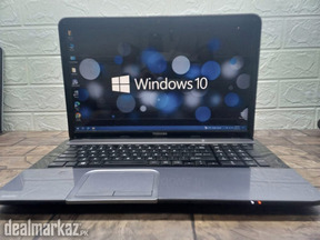 Toshiba Satellite L875 17.3" Large Screen Glossy Body