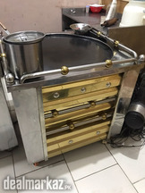 I'm selling my complete restaurant setup.