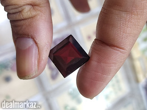 Natural Garnet Tamra stone 14ct