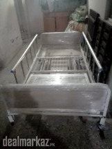 Patient Bed (Chinese) hydraulic plus manual