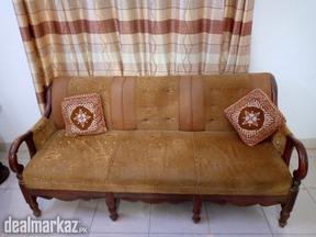 07 Seater Sofa & Settee for Urgent Sale (Nazimabad, Karachi)