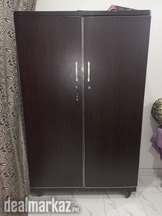 WOODEN WARDROBE (ALMARI)
