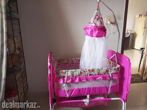 Baby swing urgently for sale