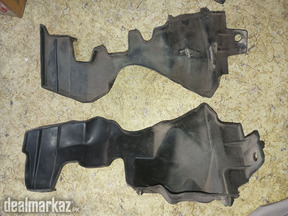 Honda Fit Gp5 Bulkhead Support Plastic Pieces - Shah Nafees Traders
