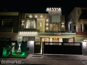 10 Marla Luxury Brand New House for Sale in Bahria Town Lahore