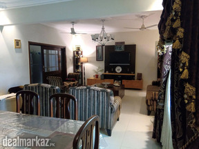 Sea view apartment available for rent