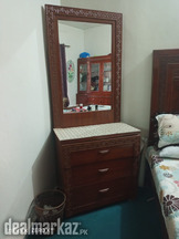 Dressing table for sale