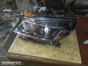 Nissan DayZ Roox Highway Star 2018 Left Headlight - Shah Nafees Trader