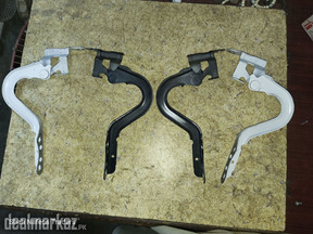 Toyota Vitz 2011-2024 Bonnet Qabzy - Shah Nafees Traders