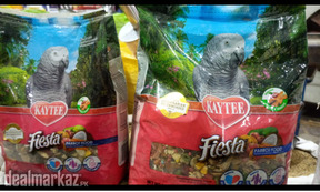 KAYTEE Fiesta Macaw or Grey parrot Feed Pack Parrot food