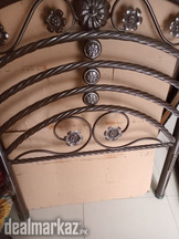 Sell of iron bed with metres