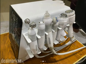 Hydra Facial machine