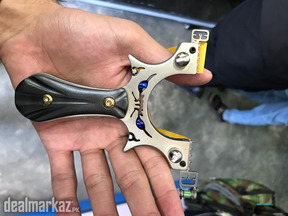 Metallic Slingshot
