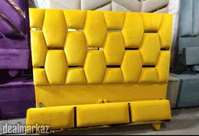 DEFANCE DAY SALE ON UPHOLSTERED BED