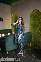 2pc Stiched Suit Available in 5 Beautiful Colors