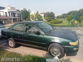 Toyota Corolla saloon 2002 model