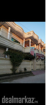 Triple Story 10 Marlas Corner House