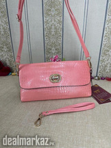Stylish and Versatile Women’s Casual Shoulder Bag