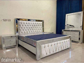 11 / 11 SALE ON LUXURY BEDROOM SET