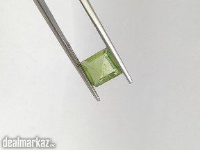 Natural peridot stone 3.15 carat
