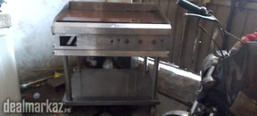 Hot plate shawarma counter