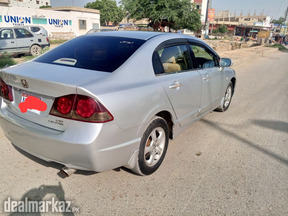 2011 model Honda reborn family used car