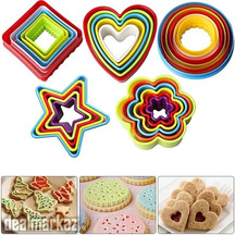 1 Set 5pcs Plastic Cookie Cutters Colorful Multi-Size Random Design De