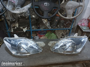 Toyota Belta Headlights Japanese - Shah Nafees Traders