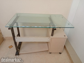 Computer table trolly
