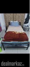 Rod iron bed with Master SpringAir mattress
