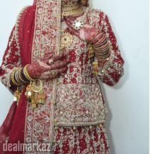 *Bridal lehenga | ready to wear | Deziner lehenga | Red lehenga*