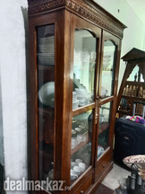 1 piece showcase & dressing table