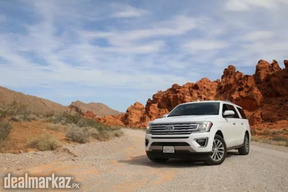 Rent a car services to Lahoris